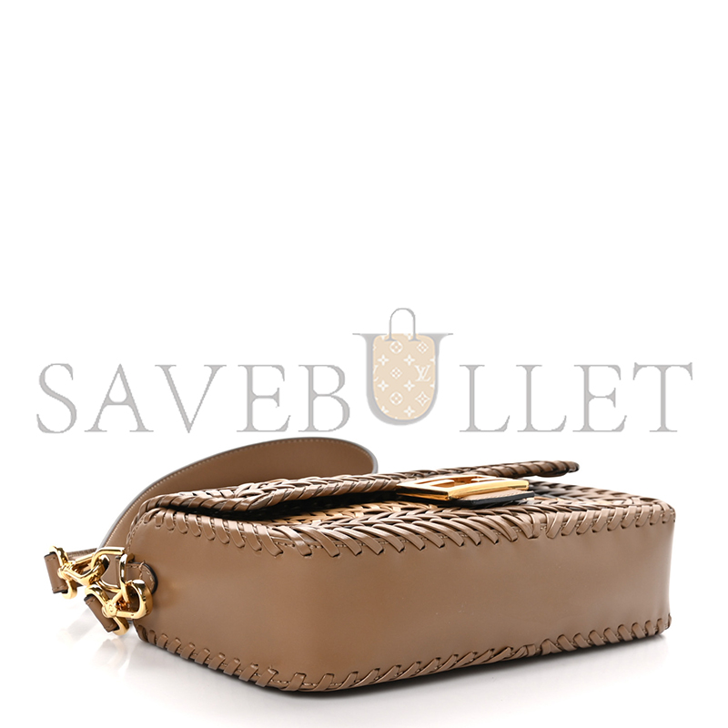 F**di nappa ff woven baguette brown (27*15*6.5cm)